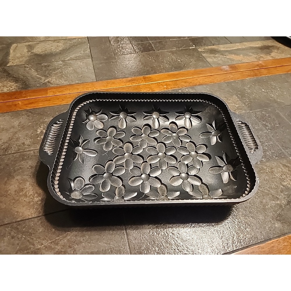 Nordic Ware Daisy Cake Pan Easter Spring Flower Baking Pak Cast Aluminum 10 Cup - Picture 4 of 6